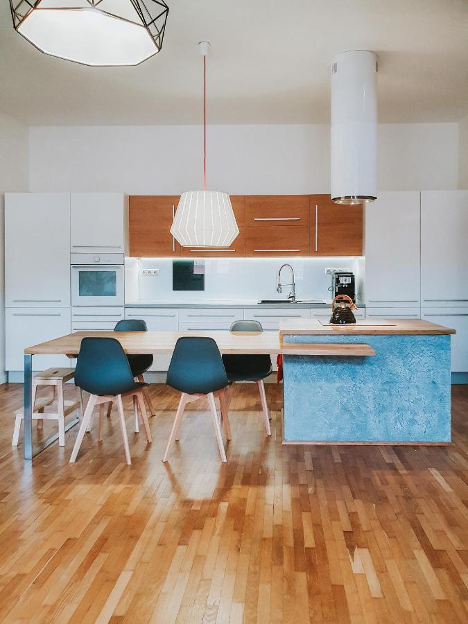 Priestranny Apartman V Centre コシツェ エクステリア 写真
