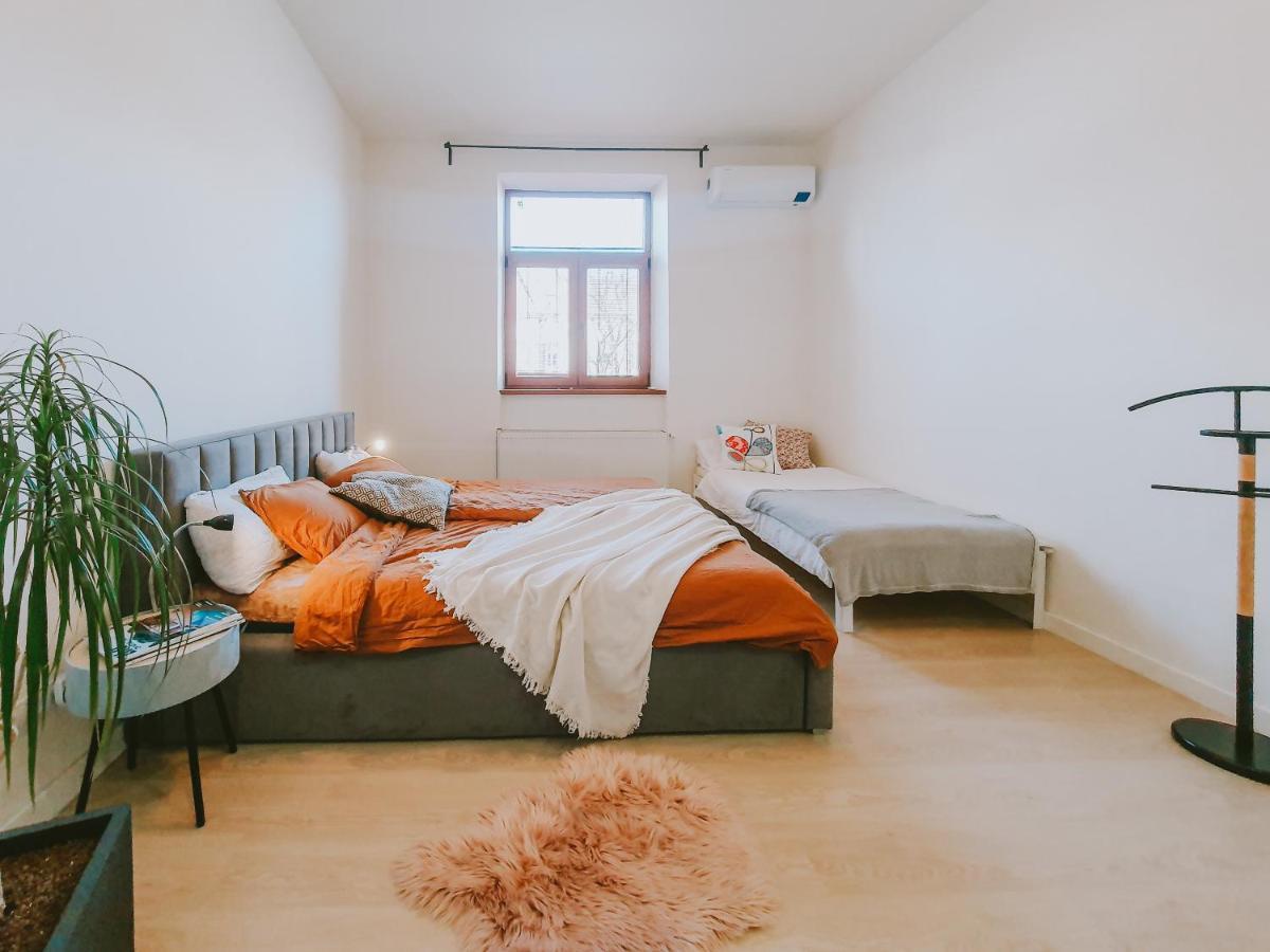 Priestranny Apartman V Centre コシツェ エクステリア 写真