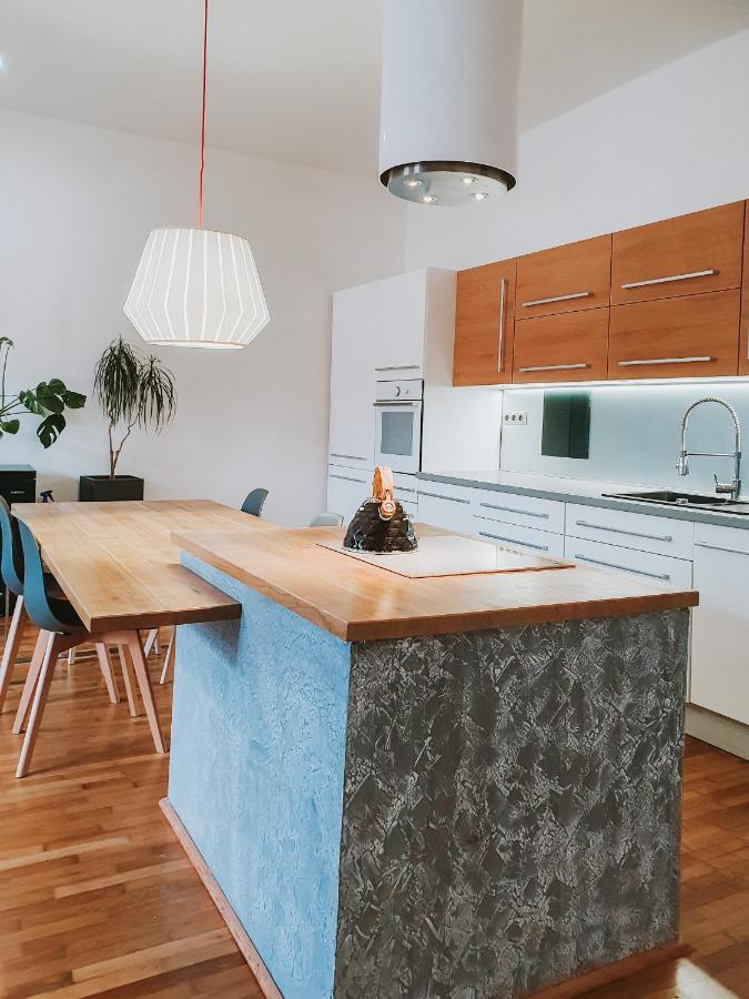 Priestranny Apartman V Centre コシツェ エクステリア 写真